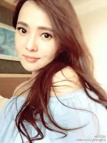 46岁伊能静穿碎花裙晒自拍表情无辜颜值如少女7899030搜狐时尚频道图片库大视野搜狐