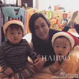萌娃太多鬼精灵奥莉表情包萌出水,综艺一姐甜馨逗比气质不减