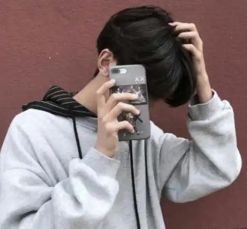 帅气的男生头像都用什么