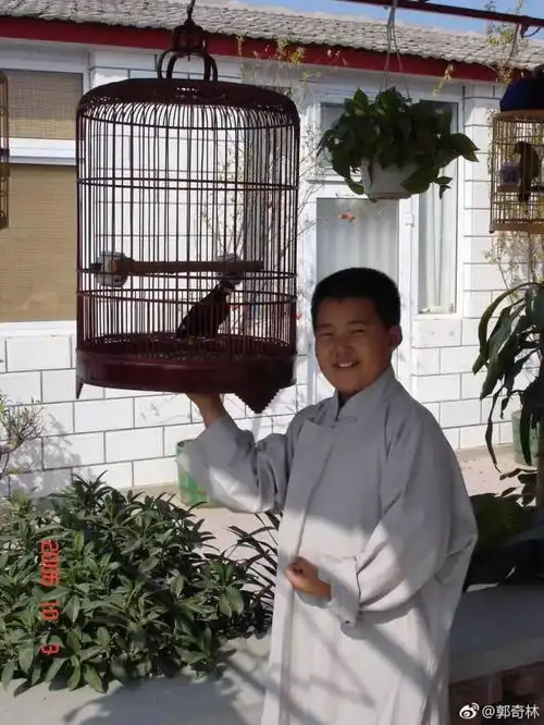 郭麒麟接棒张一山演少年秋水,这次就是简简单单的十八岁