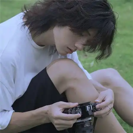 男生头像真人压抑恋爱