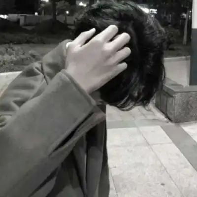 男生头像伤感的真人套图