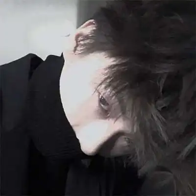 男生头像真人压抑做题