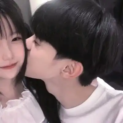 最让男生心跳加速的3种女孩,自认为很丑,实则异性缘爆棚