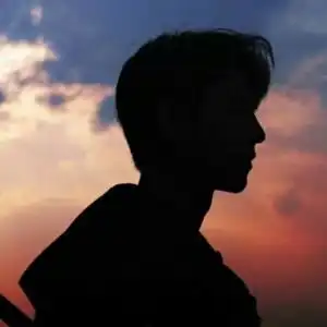 男生头像伤感的真人真人