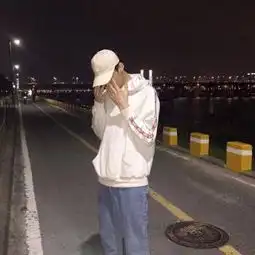 男生头像伤感的真人王文