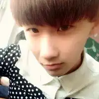 很酷男生qq头像我们是走散的兄弟