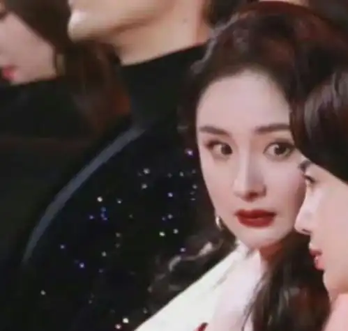 微博杨幂表情包杨颖