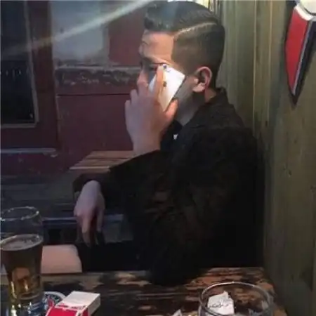男生头像伤感孤独头像黑