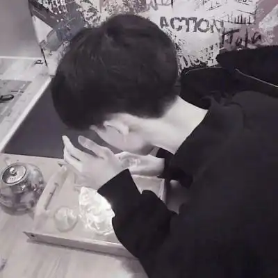 男生头像伤感的真人忧伤
