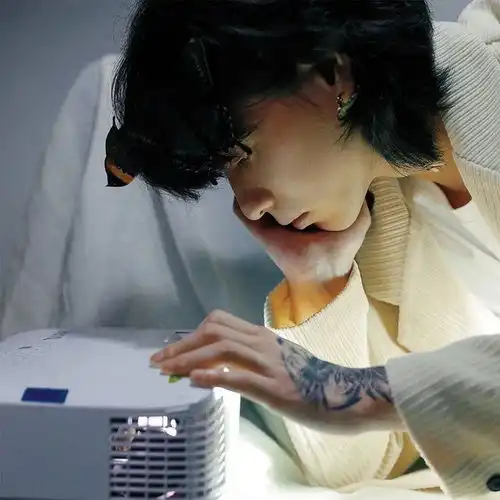 男高中生都在用的ins风头像