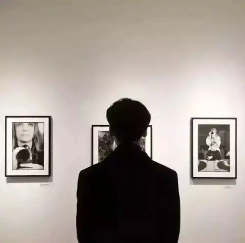 男女背影头像
