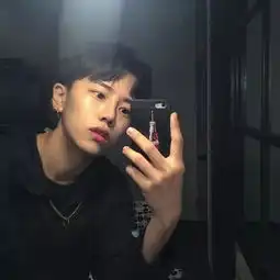 头像爱情给了不珍惜你的人再挣扎也是徒劳