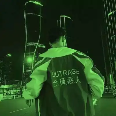 男生头像绿色