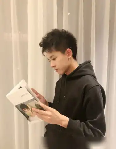 人不彪悍枉少年演员生活照,花彪颜值依旧高,杨夕显成熟