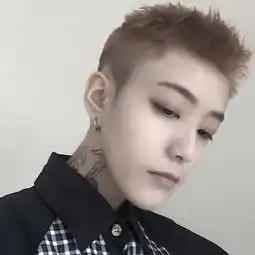 冷眸低眉好看的男生头像qq头像扣扣居