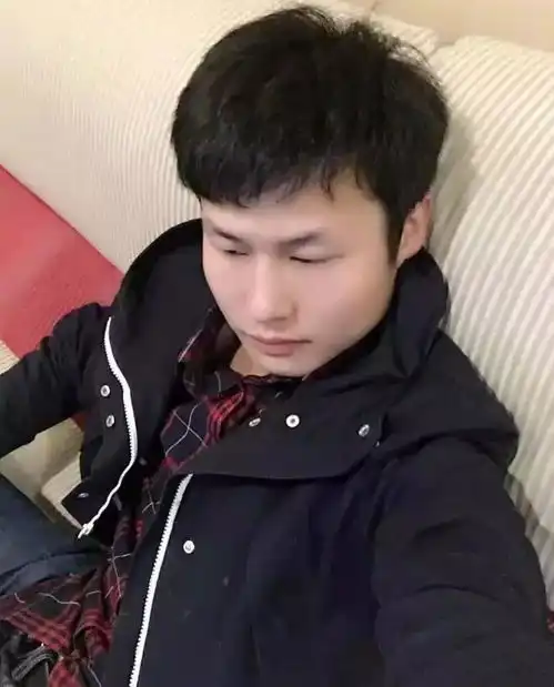 嘉宾推荐90年乐天派男孩,月薪10000已购房希望你对感情专一,而且百善孝为先详细资料