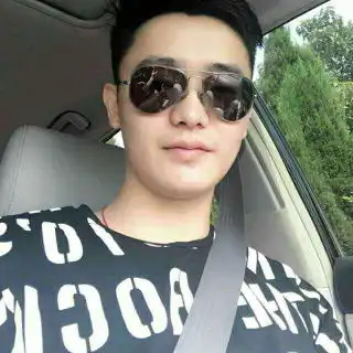 25岁男生用的头像