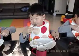 近照曝光你手机里的那个表情包男孩,长大了