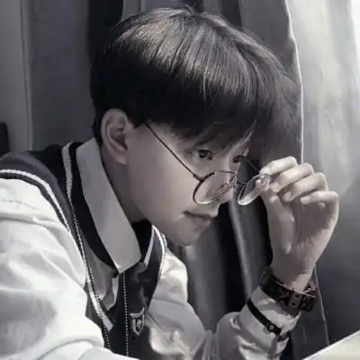 真人唯美男生头像一对
