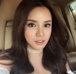 因丑被甩遭小三嘲讽,几年后变白富美前男友求复合