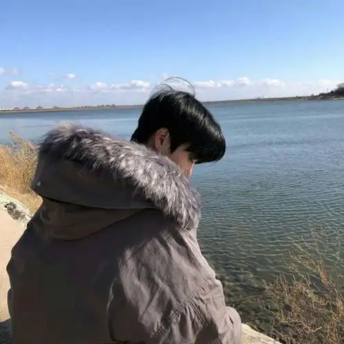 帅气的有画面感的男生头