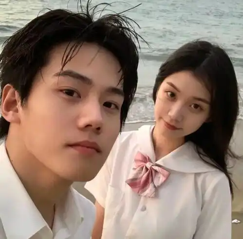 超级好看的男生头像真人
