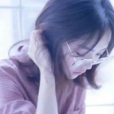 暗黑头像女生冷酷真人