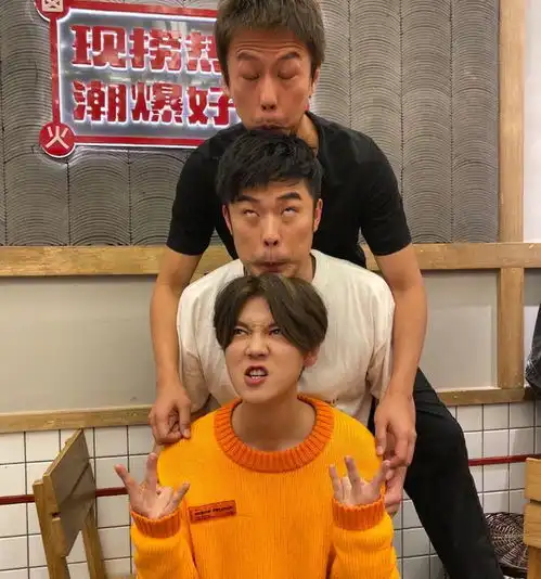 邓超偷拍嘉宾睡觉模样,忘记开滤镜鹿晗真实颜值,看到陈赫我笑了