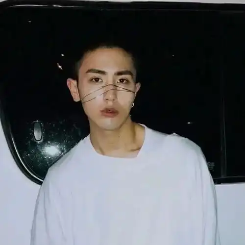 28岁男生头像真人姚鑫
