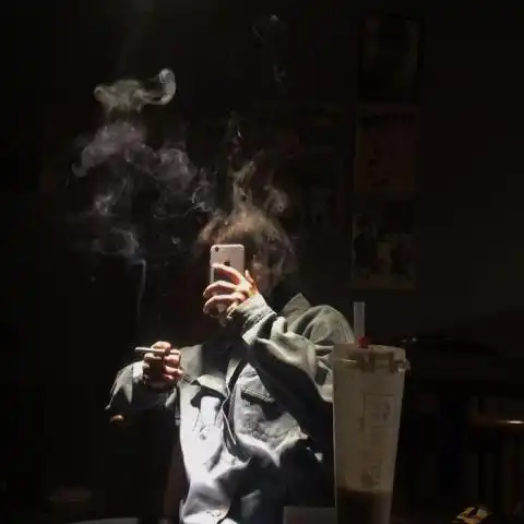 男生头像,冷酷帅气富户