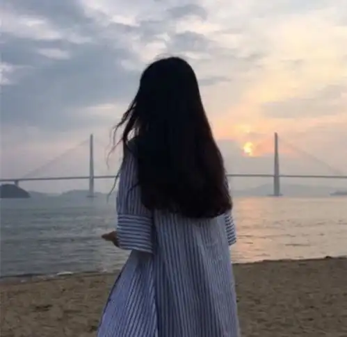 女生头像背影