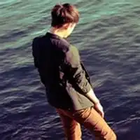 qq头像唯美男生带海男人只准你爱我
