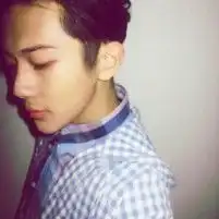 帅气男生头像翻落了灰尘会迷了双眼