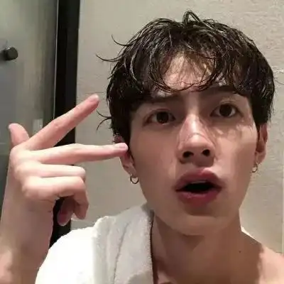 探探专用正脸男生头像