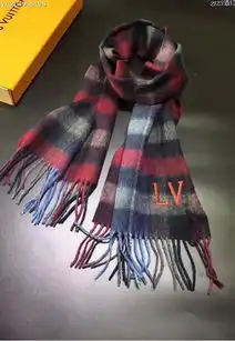 秋冬新品男士围巾,大气简约,超级好看的深藏蓝颜色,任何男生都会喜欢的款吧围巾披肩批发