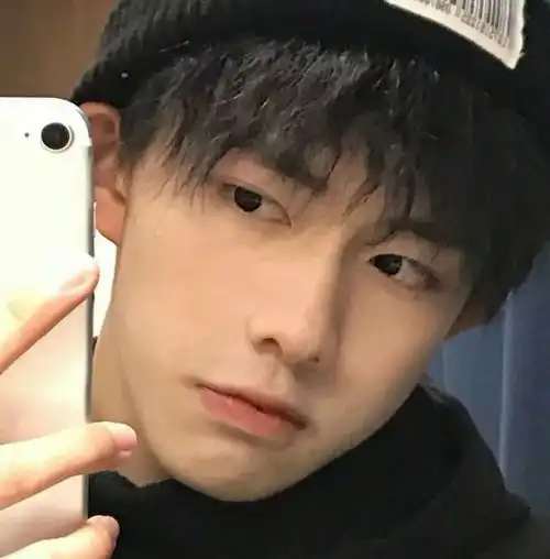 宝藏男头无一例外