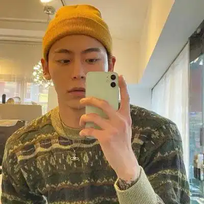 已经分不清是友情还是错过的爱情