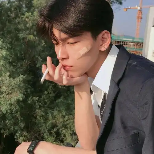帅气的男生头像都用什么