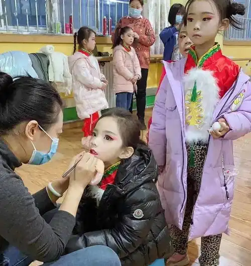 热烈祝贺我校学员参加宝鸡电视台2021少儿春节联欢晚会录制圆满成功