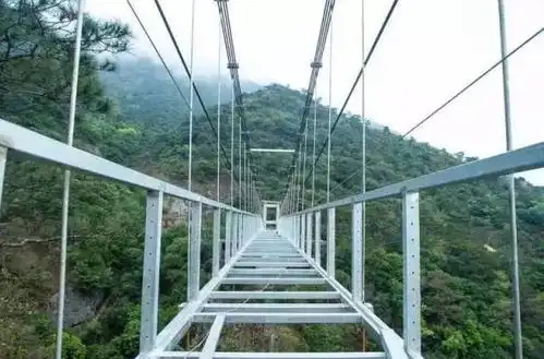 旅展玩新丨269挑战全广东最刺激玻璃桥,游醉人英西峰林