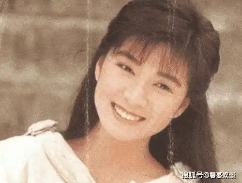 55岁王杰首曝前妻近照,原来他曾经面对的是这样的两个女人