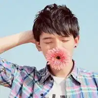 最新个性温暖qq男生头像