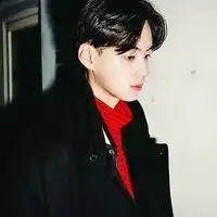 男生头像阳光质感大男孩
