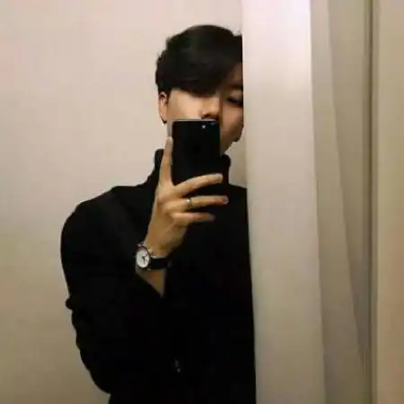 帅气酷炫男生头像,享受我单薄的青春