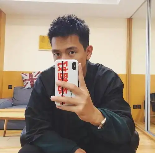 七月限定男友李现请了解一下
