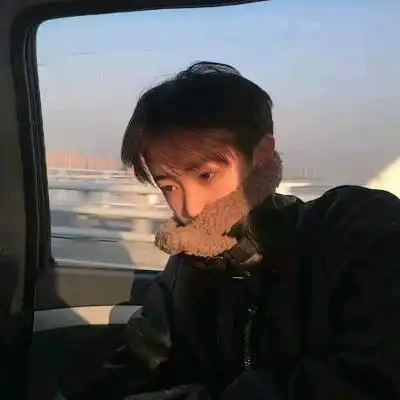 微信男生头像伤感孤独,情不知何起伤心油然而生