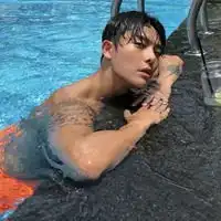 陌陌app经典撩人小清新男生头像
