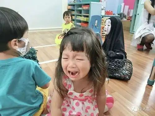 我能怎么办我也很绝望呀...万圣小无脸男又萌出了新高度