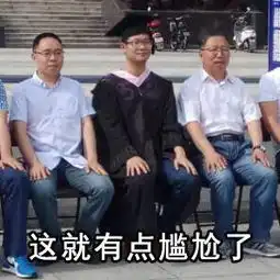 最孤单的毕业照全年级仅1个男生从没逃过课
